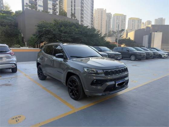 JEEP COMPASS 2.0 HURRICANE 4 TURBO GASOLINA BLACKHAWK AT9 JEEP COMPASS 2.0 HURRICANE 4 TURBO GASOLINA BLACKHAWK AT9